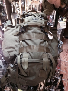 Alpine Saracen Olive +/- 120 Liter gebruikt