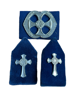 Baret embleem Aalmoezenier met kraagspiegels