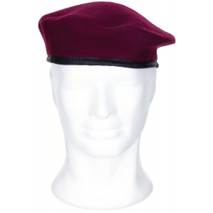 Baret Frans rood OP=OP