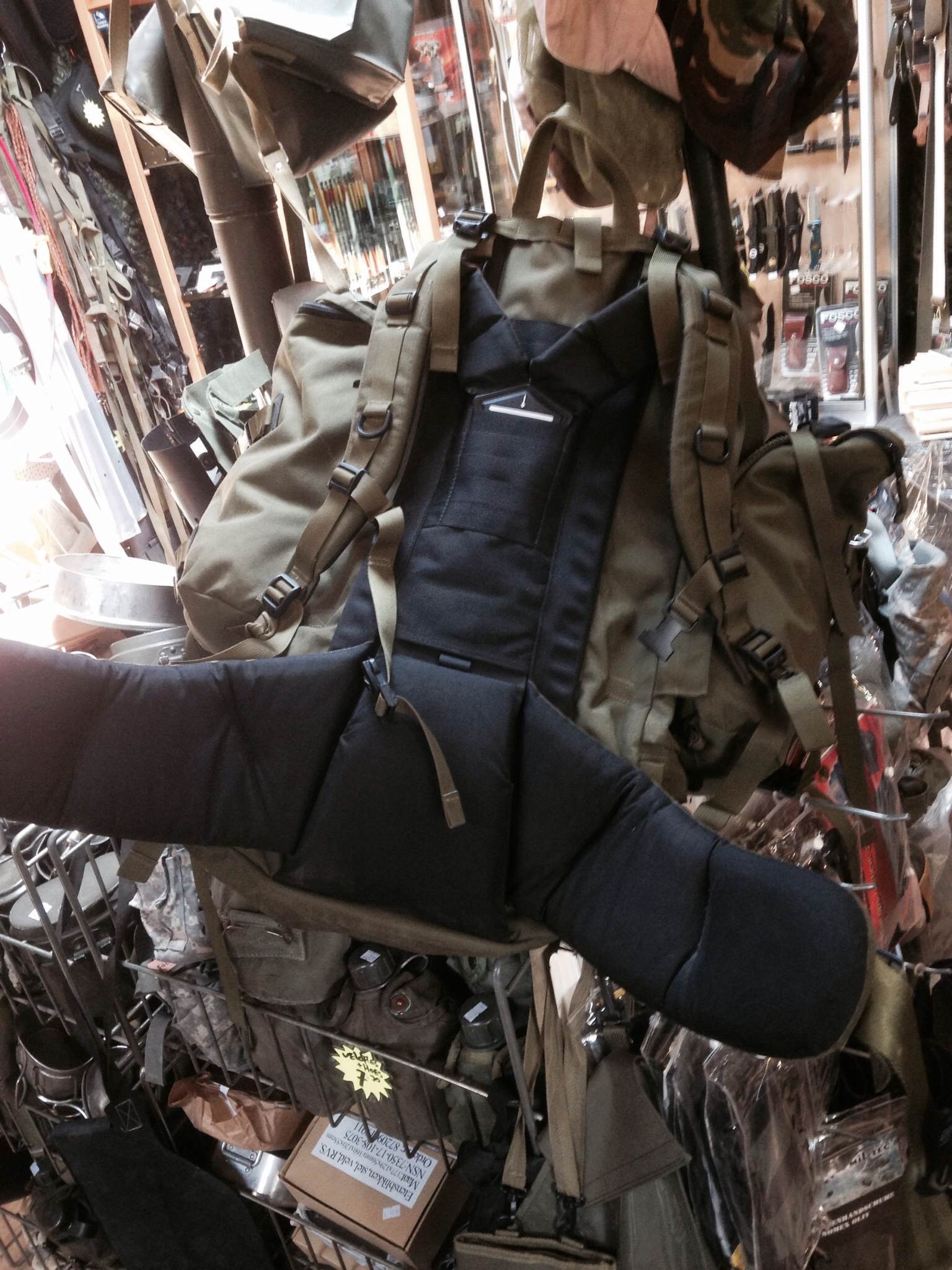 Alpine Saracen Olive +/- 120 Liter gebruikt