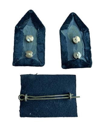 Baret embleem Predikant met kraagspiegels