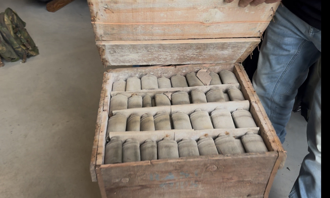 FOOT POWDER 1 3/4 oz. C. (E) LTD.