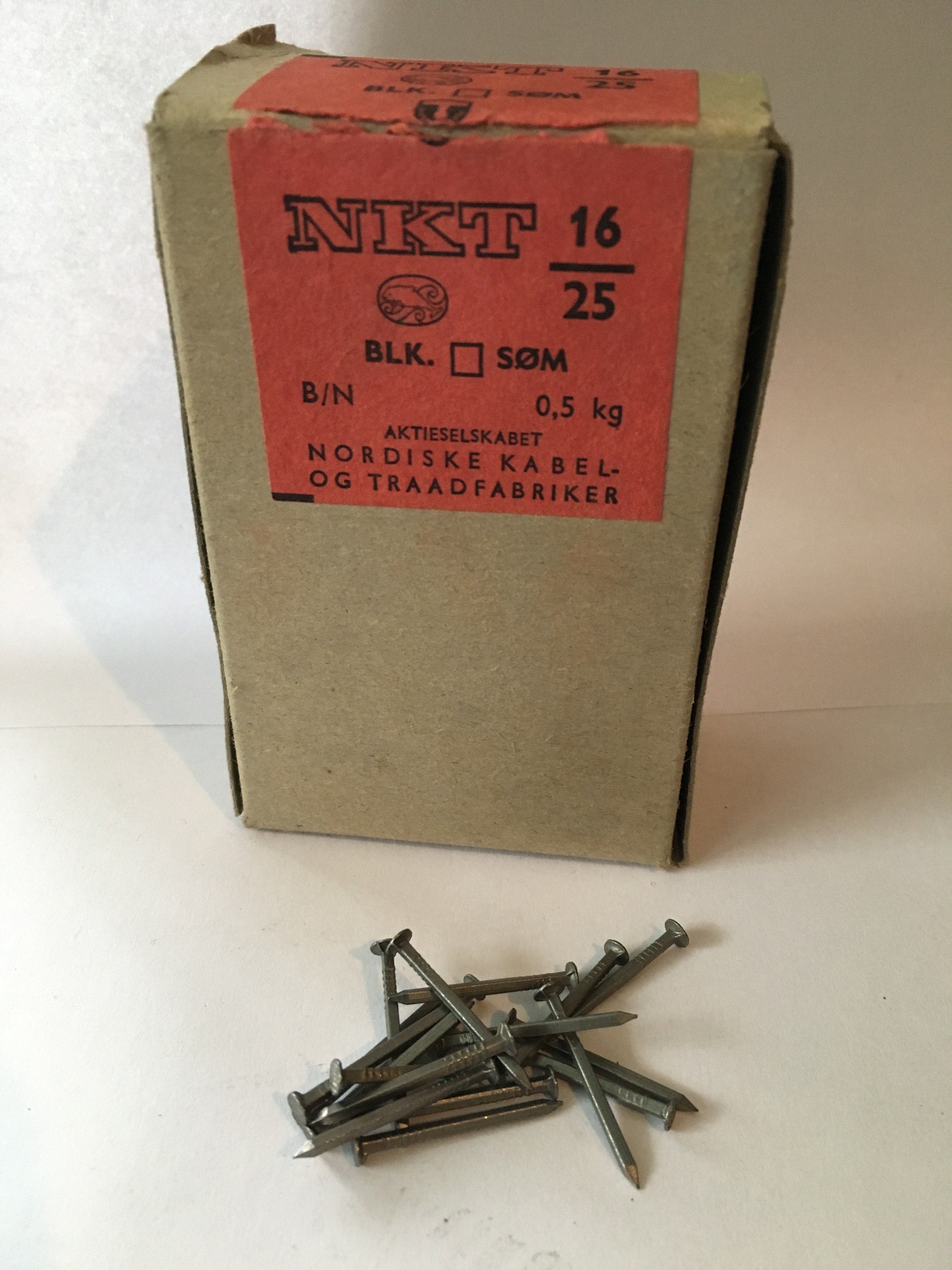 Spijkers Vierkant 16x25 Vintage jaren 50/60 !